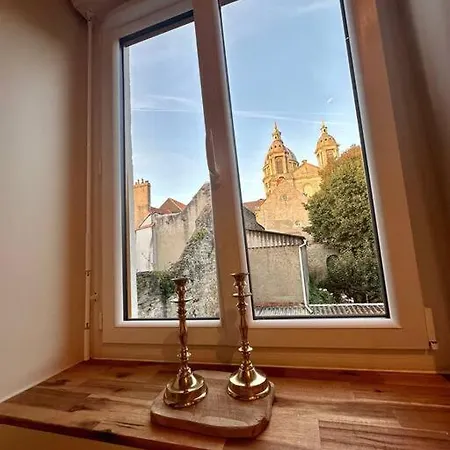 Au Coeur De La Fortifiee Apartman