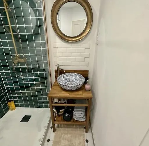 Apartment Au Coeur De La Fortifiee